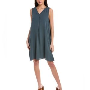 Eileen Fisher 100% silk stunning Shift dress in a beautiful mint greenish color